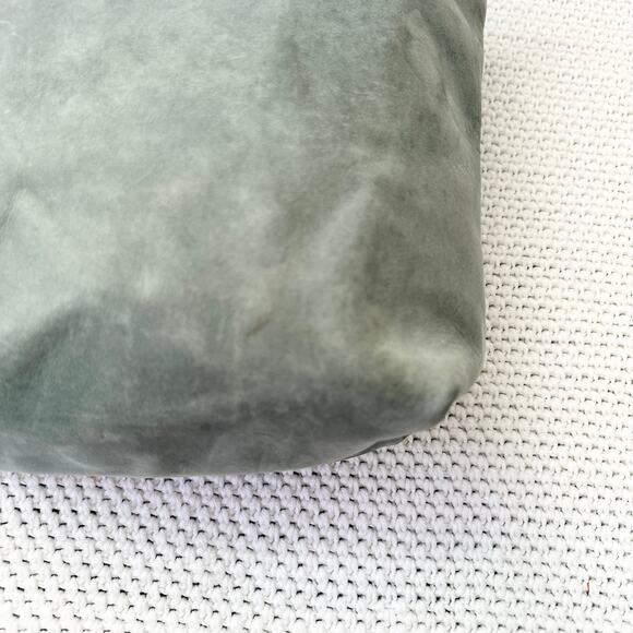 Portland Leather Goods Classic Open Medium Tote Storm Grey Leather Tan Straps - Picture 9 of 12